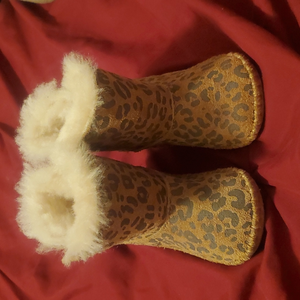 Baby girl uggs boots